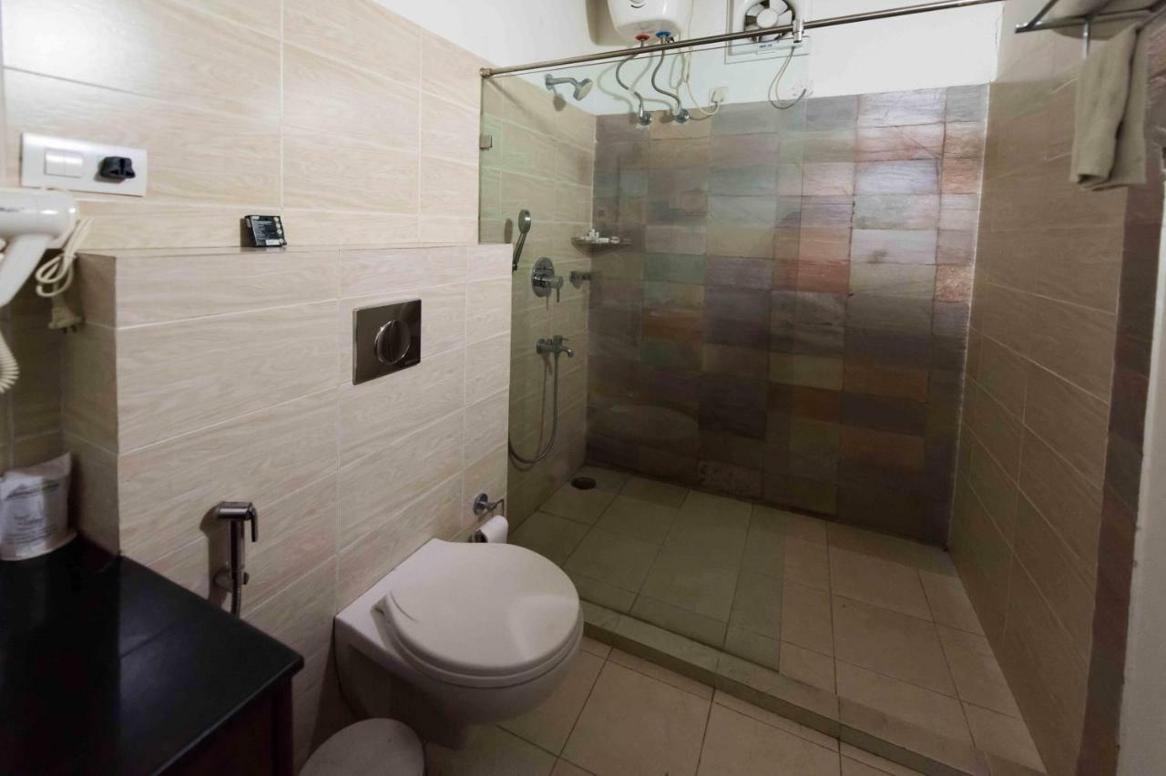 Zizina Otis Resort Гувахати Экстерьер фото
